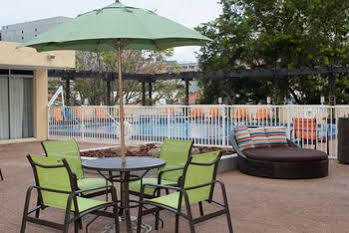 Hotel Courtyard Miami 3*