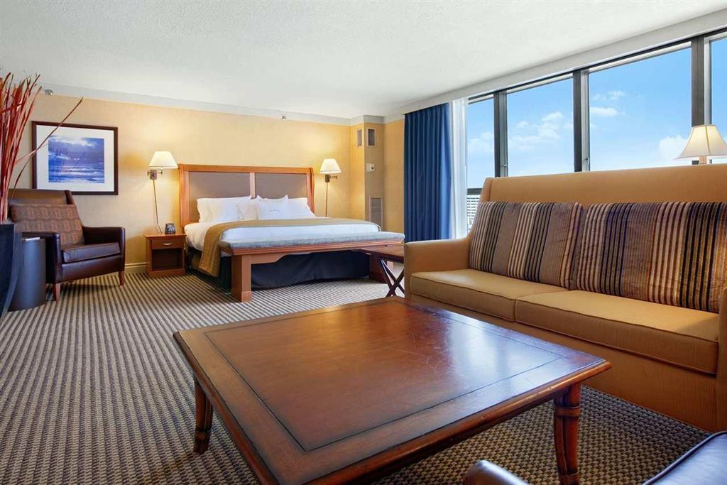 Hotel Doubletree By Hilton Miami Airport & Convention Center 4*