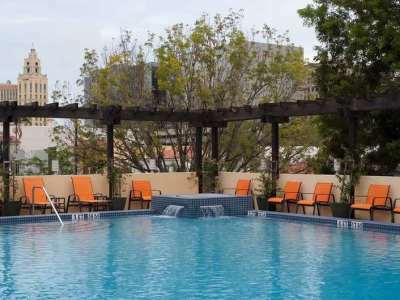 Courtyard Miami 3* Coral Gables