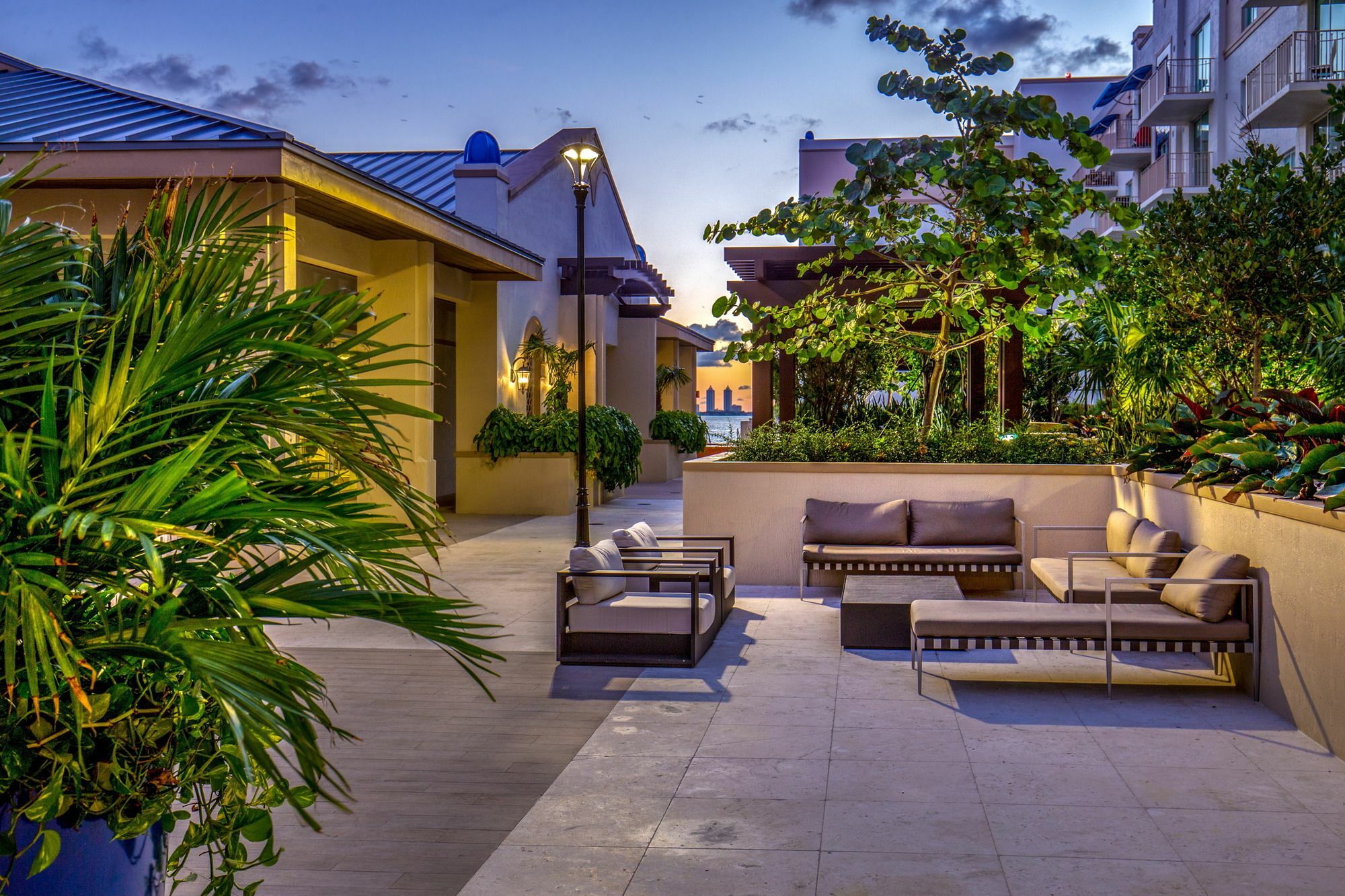 Art & Design District By Mare Azur Apartment