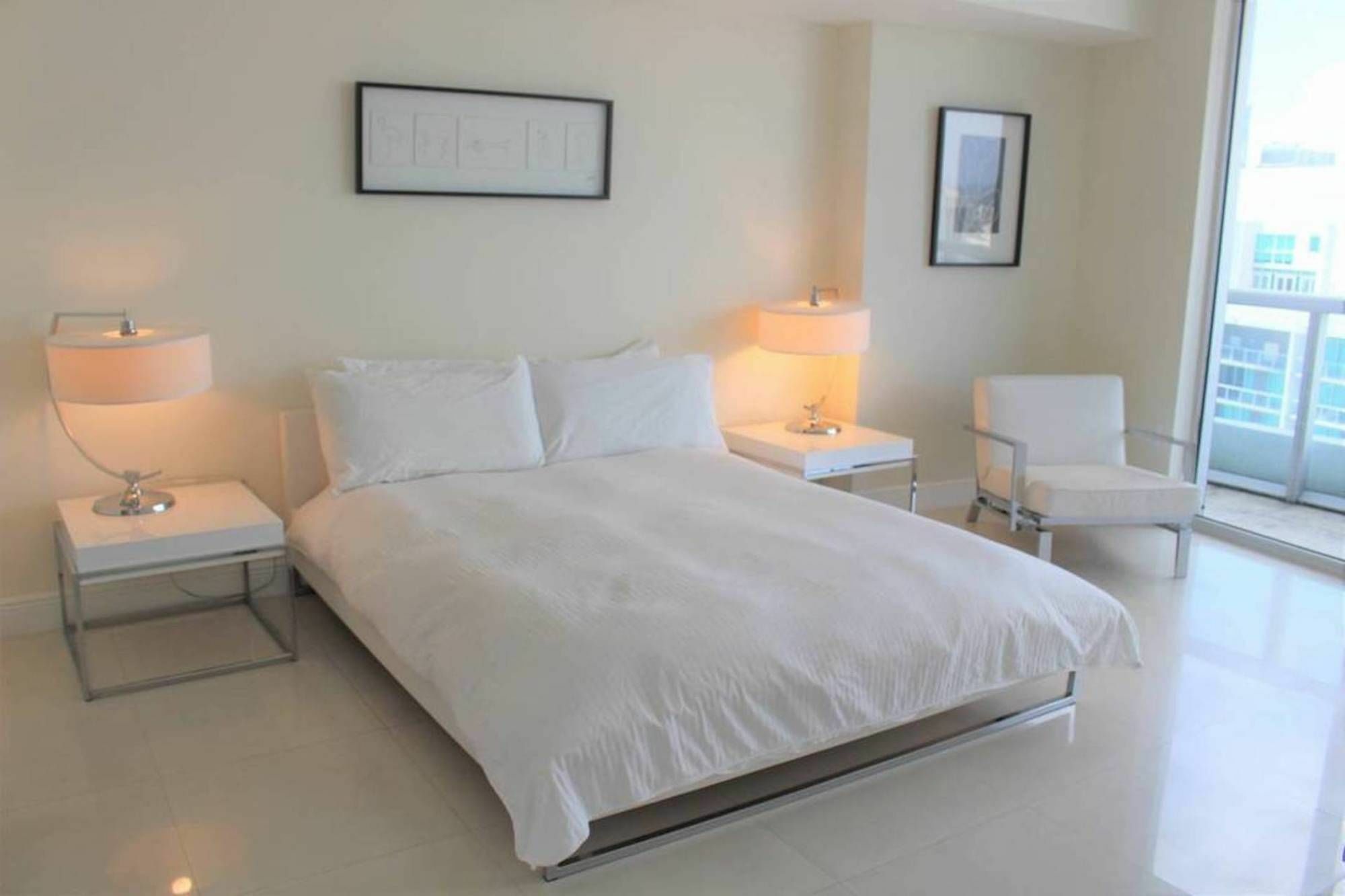 Apartment Icon Brickell T-3