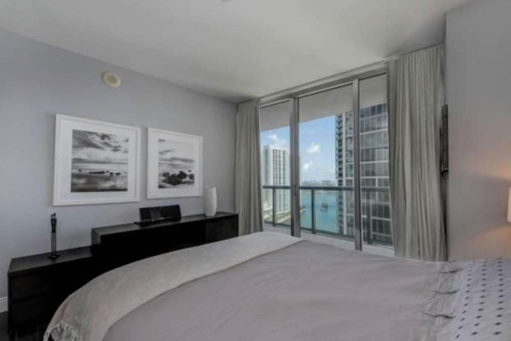 Icon Brickell Apartment