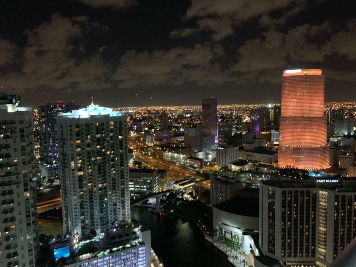 44 Floor Views @ The W - Brickell +gym+spa Apartment *