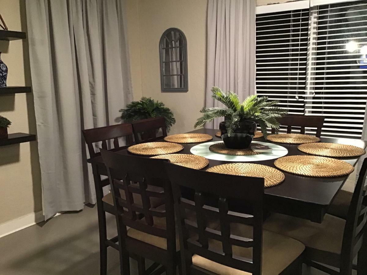 Modern 3/1 House Close To Beaches And Midtown *