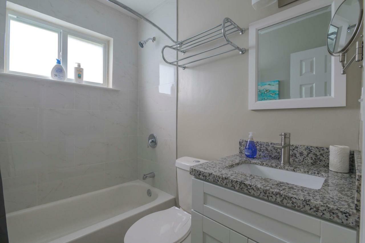 Stylish 2br In Midtown-wynwood * Miami