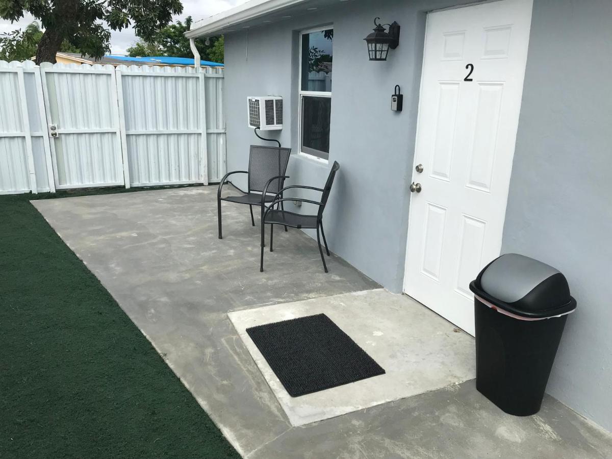 Apartment Cottages Near Fiu