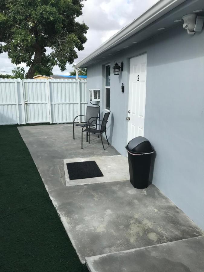 Cottages Near Fiu Apartment