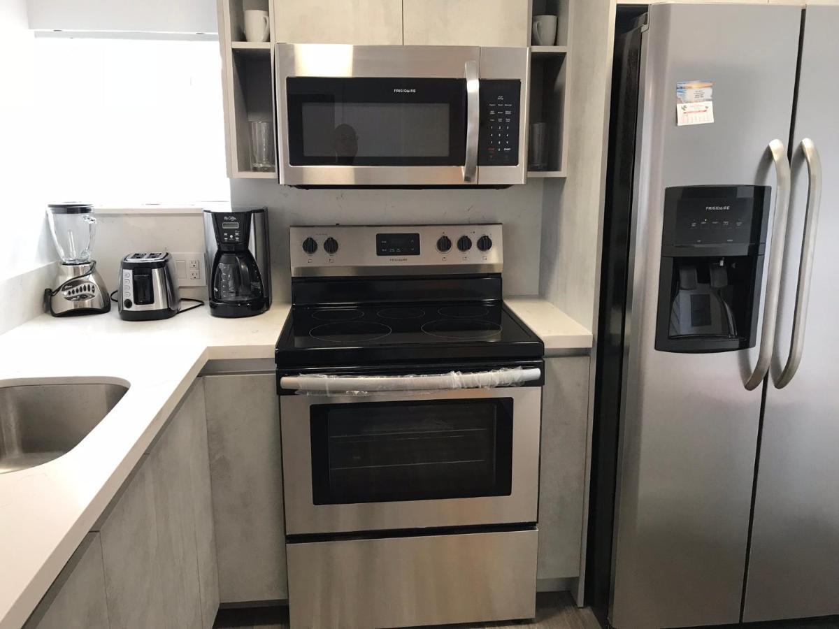 Apartment Cottages Near Fiu *