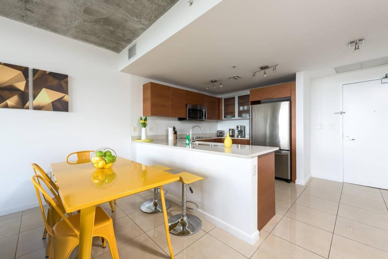 Modern 1 Bedroom Midtown With Free Parking Apartment