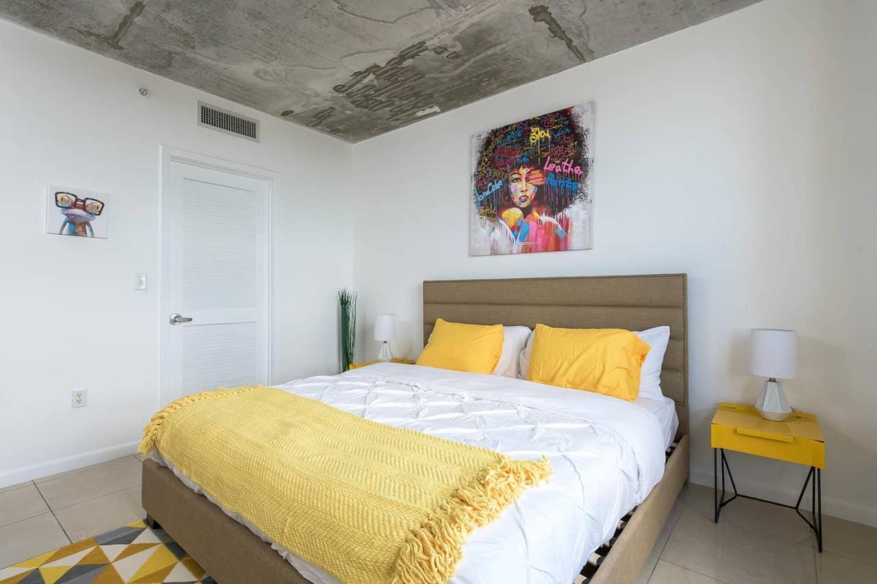 Modern 1 Bedroom Midtown With Free Parking Apartment