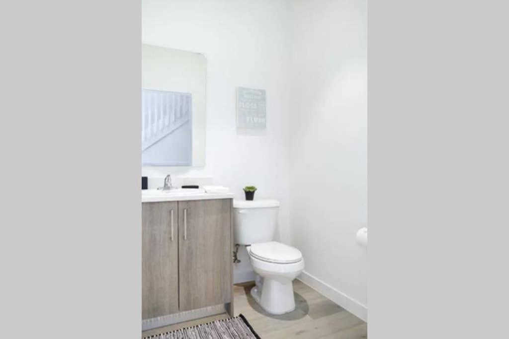 Outstanding Townhouse 18 Min From The - Th2 Holiday home