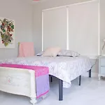 Colorful And Luminous Suite Near Mia