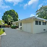 Casa Linda Gated 3 Bed 2 Bath By The River 1810