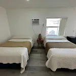 Rainbow Motel Miami