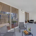 Beautiful 1 Bedroom Apartment With Modern Amenities