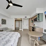 On 47Th Floor! Free Parking & Views From The Top