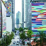 Miami International Hostel - Airport - Downtown- Wynwood - Little Havana Women Only Rooms - Men Only Rooms - No Mix Dorms