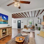 Casa Del Sol Gated Home 2Bds1Ba Wparking