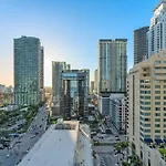 Perfectly Located Miami 3Br With Stunning Views