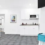 Miami Designer Apartment Unit 4