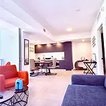 Sky-High Oasis Heated Pool & Gym Miami Skyline Vista