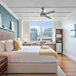 Mvr Suite With Picture-Perfect Views Of Miami