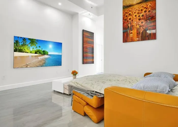 Miami Brickell 3 Bedrooms High Ceiling Loft