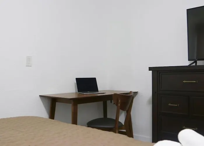 Comfortable House Near Downtown & Airport Miami