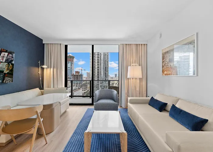 Luxury Condo With City Views In Downtown Miami