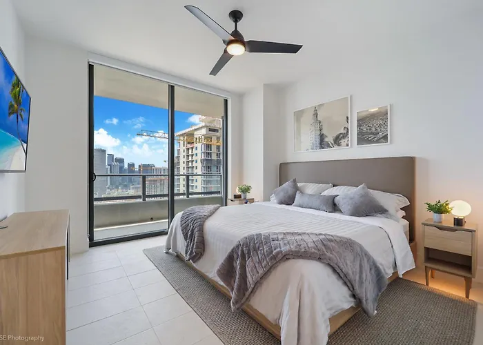New Unit 28Th Floor With Unbeatable Bayside Views