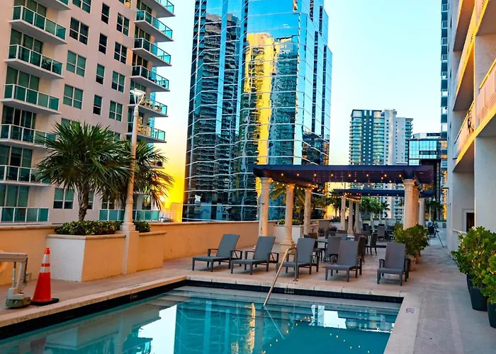 Two Bedroom Oceanview Apartment In Brickell