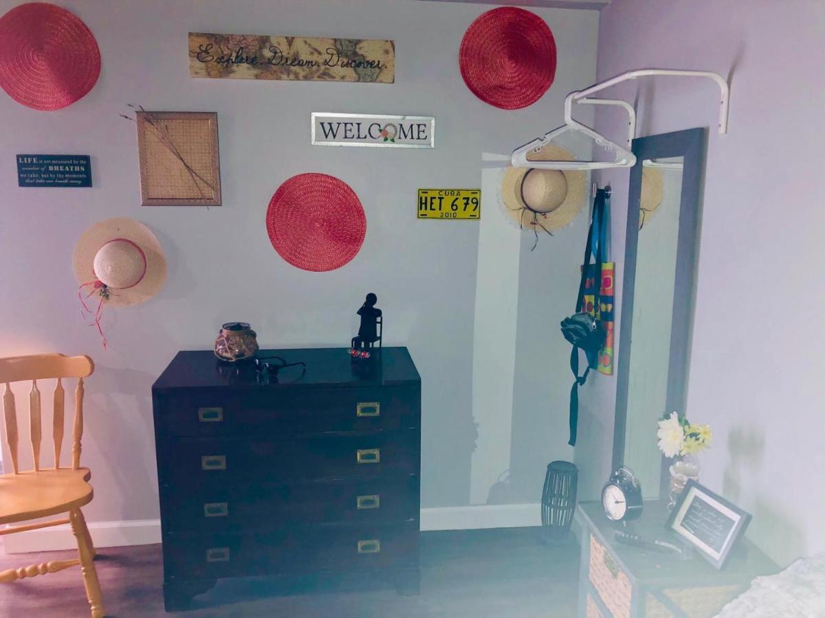 Apartment Private Steps From Calle 8