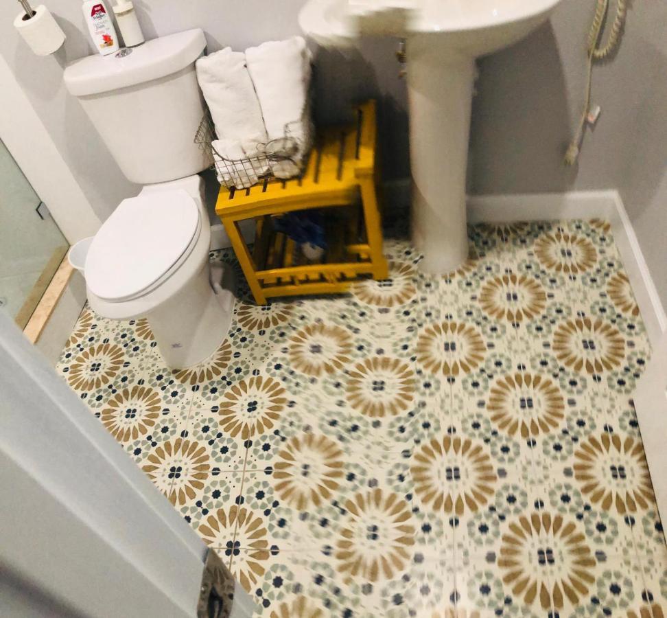 Private Steps From Calle 8