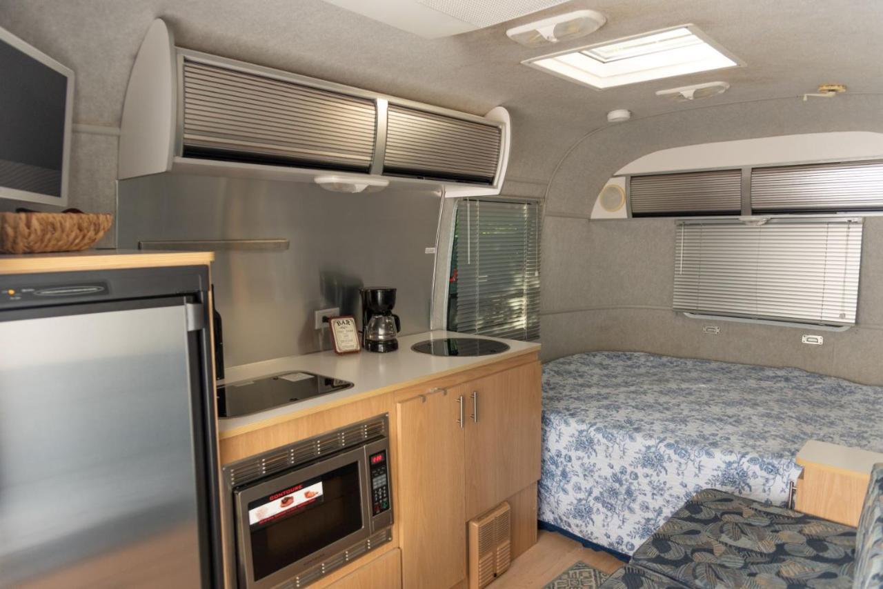 Airstream In The Center Of It Miami