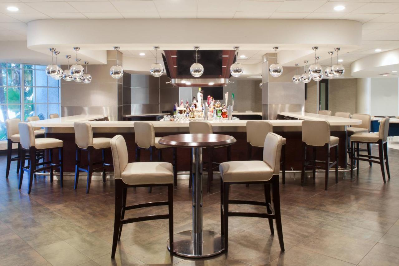 Hotel Sheraton Airport And Executive Meeting Center Miami