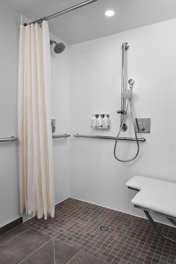 Downtown Hotel