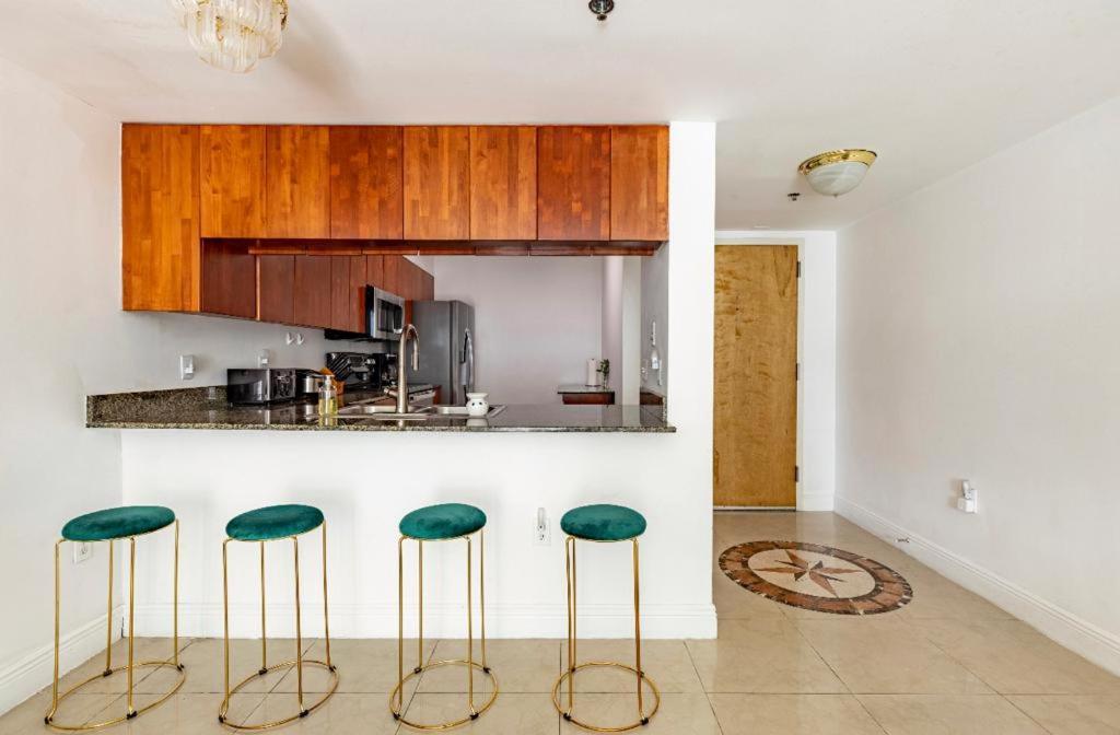 Apartment Two Bedroom Oceanview In Brickell *