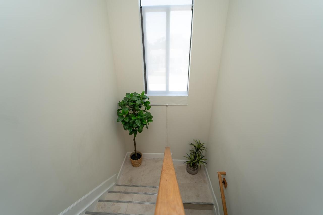 Luxury Vacation! Next To Wynwood & Design District Apartment