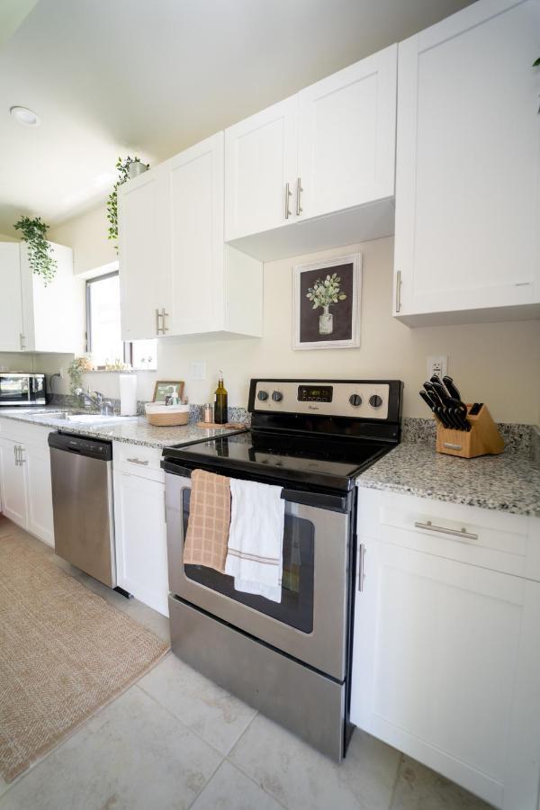 Luxury Vacation! Next To Wynwood & Design District Apartment *