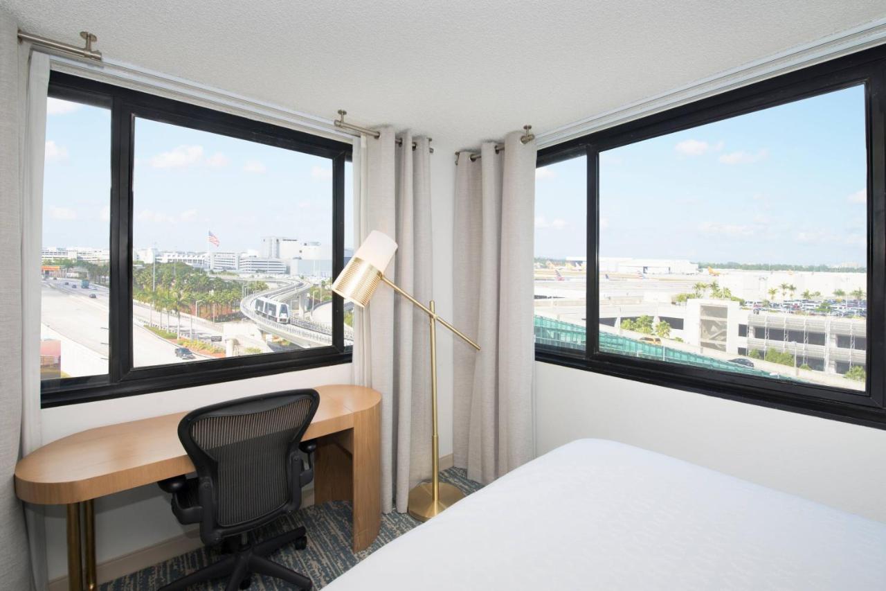 Hotel Sheraton Airport And Executive Meeting Center 4*
