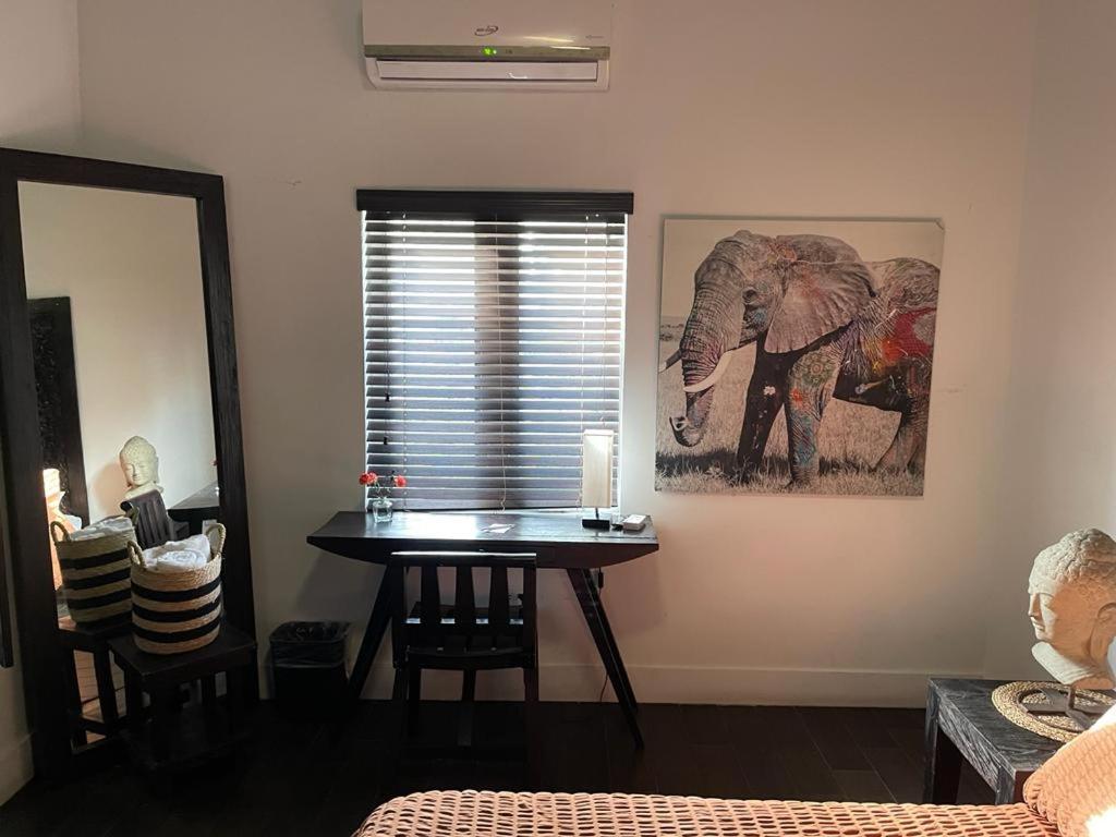Vive Zen Queen Room Apartment Miami