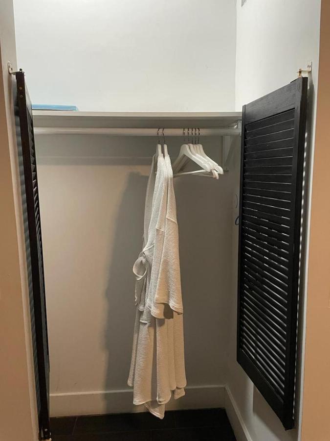 Vive Zen Queen Room Apartment Miami