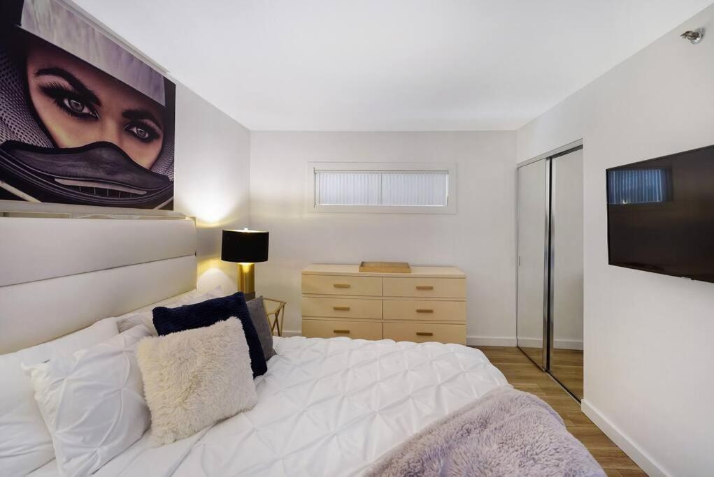 Apartment Magic City! Water And Park Views! *