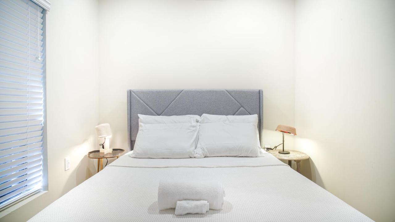 Apartment Incredible Apt Near The Central Area Of