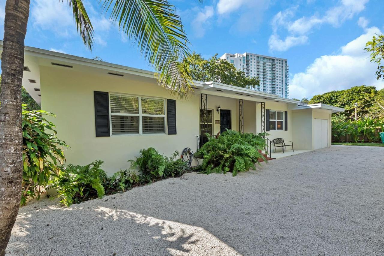 Casa Linda Gated 3 Bed 2 Bath By The River 1810 Villa