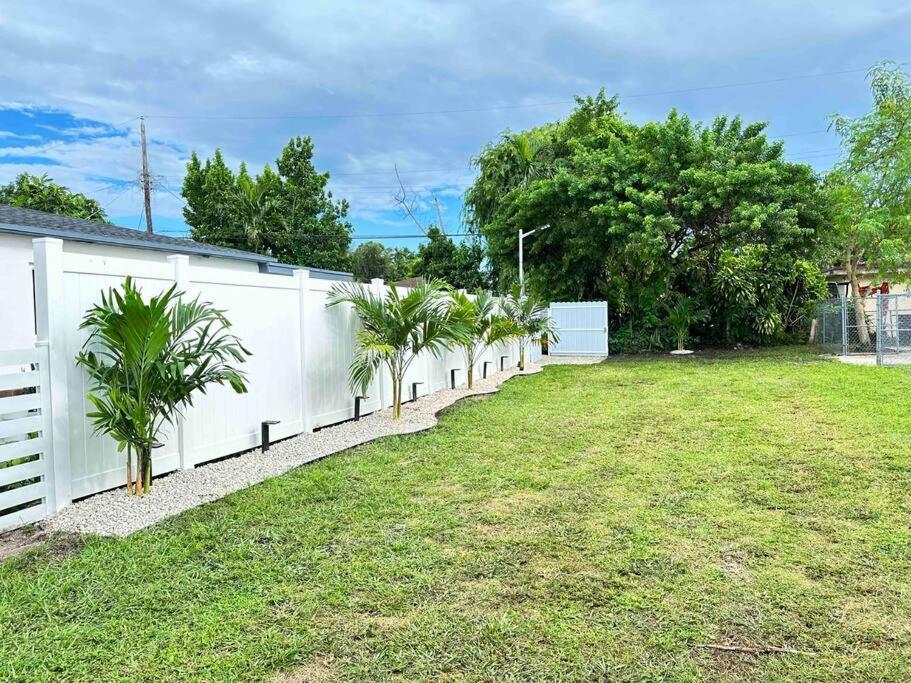 Casa Fortim + Private + Large Patio * Miami