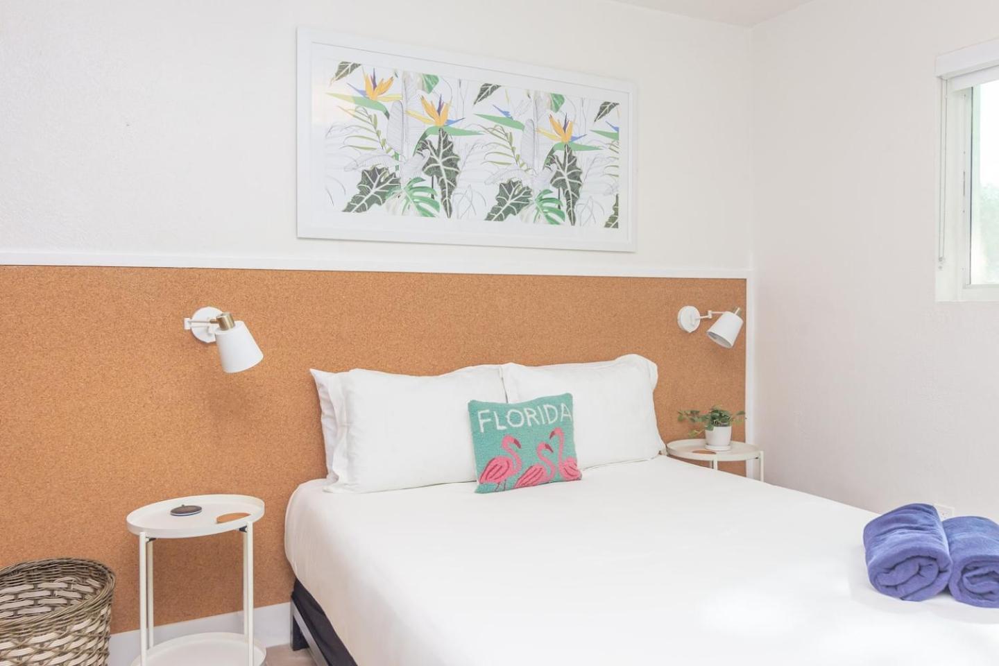 Stylish In El Portal #1 Apartment *