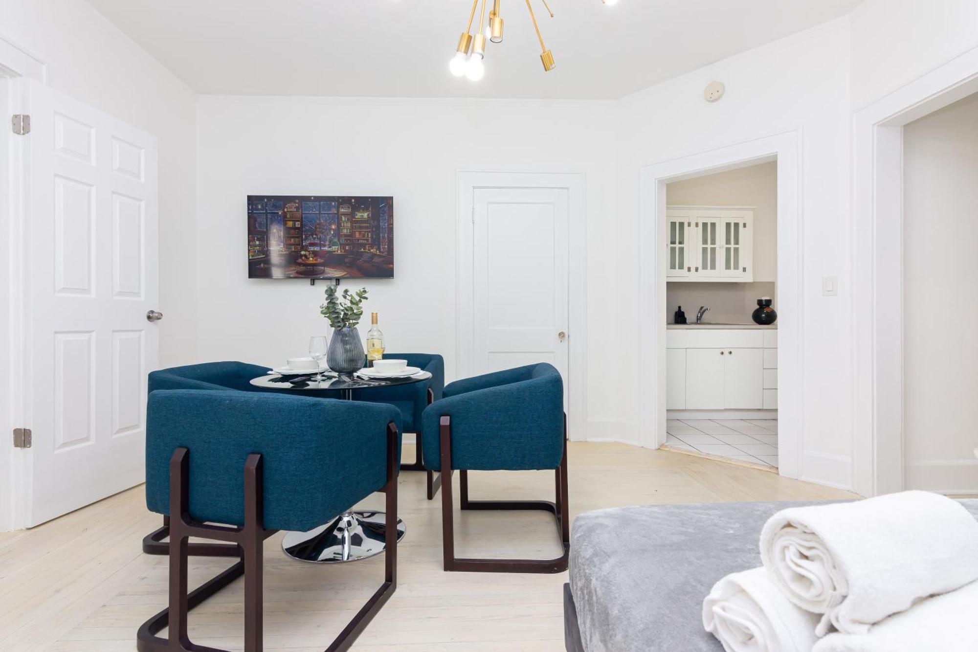 Apartment 2-bdrm -heart Wynwood & Edgewater- Private Parking