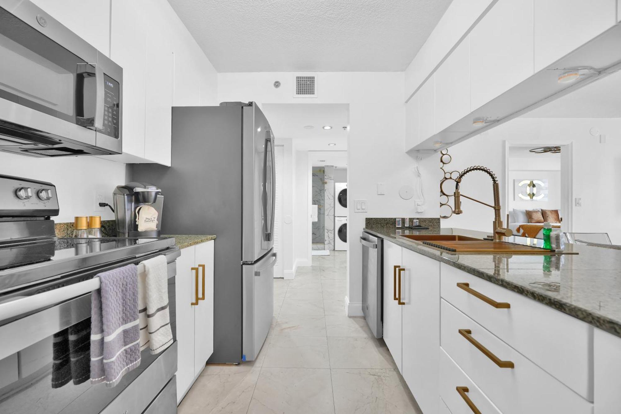 Zeus' Sanctuary Ocean View In Brickell Holiday home *