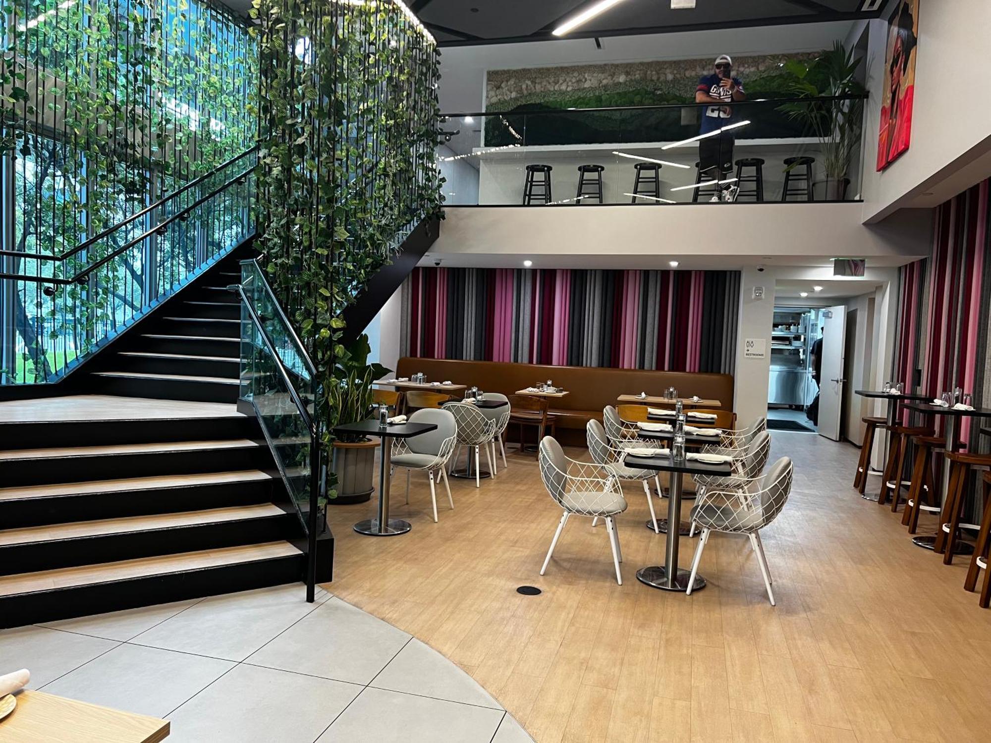 Hotel Downtown 4*